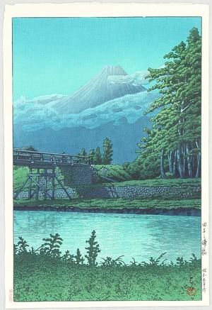 川瀬巴水: Mt. Fuji from Tagonoura Bridge at Night - Artelino