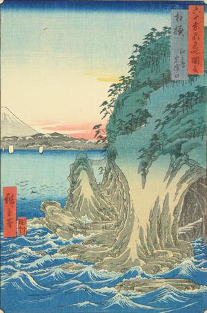 Utagawa Hiroshige: Entrance to the Cave at Enoshima in Sagami Province, no. 15 from the series Pictures of Famous Places in the Sixty-odd Provinces - University of Wisconsin-Madison