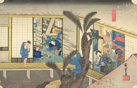 Utagawa Hiroshige: Travelers and Hostesses at an Inn at Akasaka, no. 37 from the series Fifty-three Stations of the Tokaido (Hoeido Tokaido) - University of Wisconsin-Madison