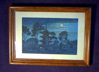 Japanese Print "Pagoda at Ikegami Hommonji (temple)" by Kawase Hasui, 川瀬巴水 (Kawase Hasui (川瀬巴水))