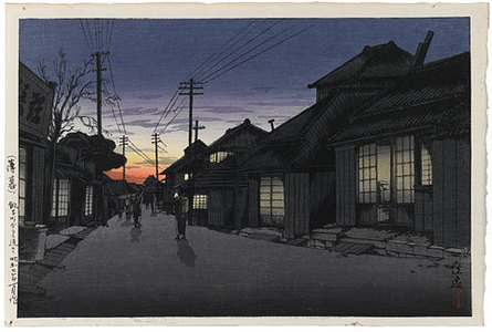 Tsuchiya Koitsu: Twilight at Imamiya Street, Choshi (Hakubo: Choshi Machi Imamiya Dori) - Scholten Japanese Art