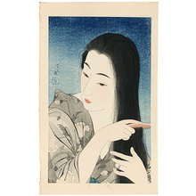 鳥居言人: Combing Her Hair (Kamisuki) - Scholten Japanese Art